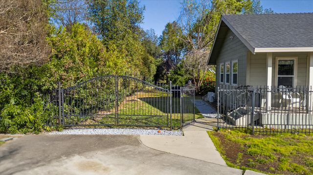 9509 Quarter Horse Lane, Palo Cedro, CA 96073