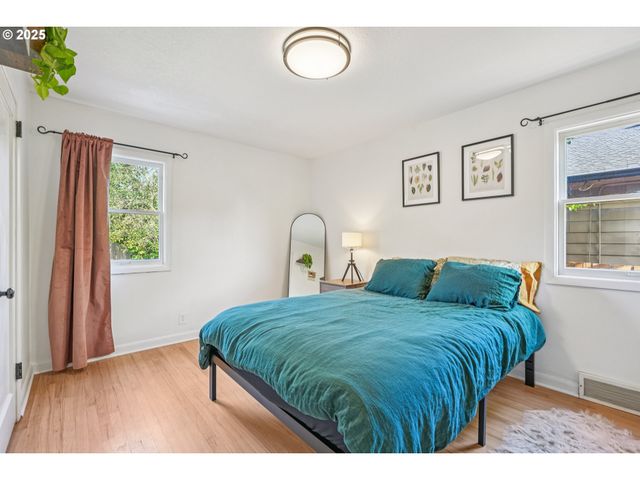 4801 Ne 42ND Ave, Portland, OR 97218