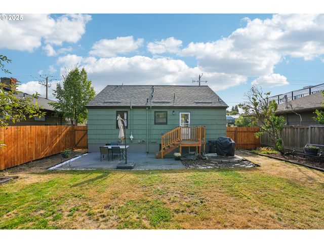 4801 Ne 42ND Ave, Portland, OR 97218