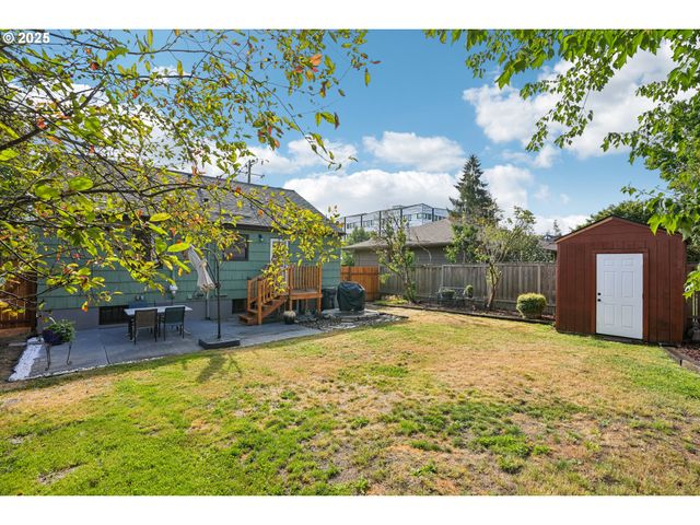 4801 Ne 42ND Ave, Portland, OR 97218