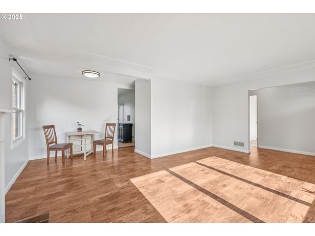 4801 Ne 42ND Ave, Portland, OR 97218