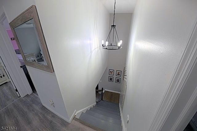 72 Orben Dr, Roxbury Twp., NJ 07850