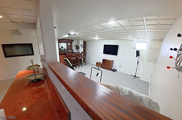 72 Orben Dr, Roxbury Twp., NJ 07850