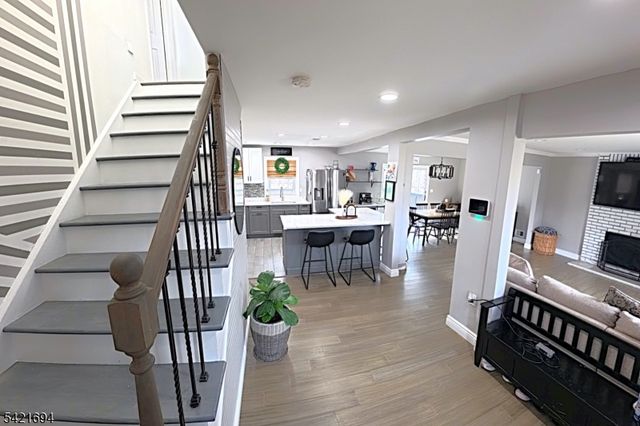 72 Orben Dr, Roxbury Twp., NJ 07850