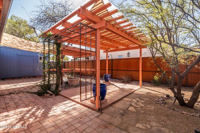 3244 E Flower Street, Tucson, AZ 85716