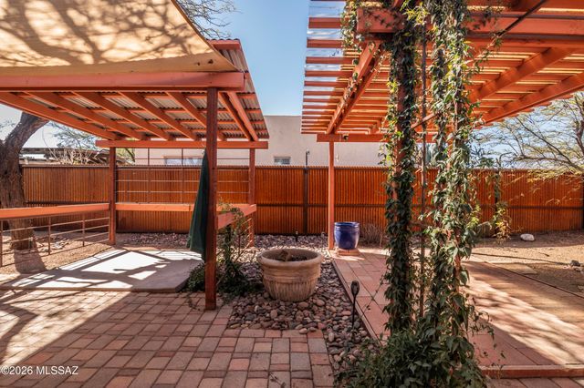 3244 E Flower Street, Tucson, AZ 85716