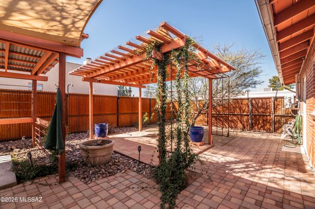 3244 E Flower Street, Tucson, AZ 85716