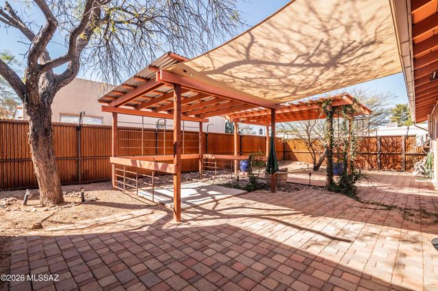 3244 E Flower Street, Tucson, AZ 85716