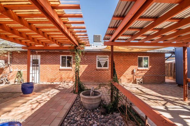 3244 E Flower Street, Tucson, AZ 85716