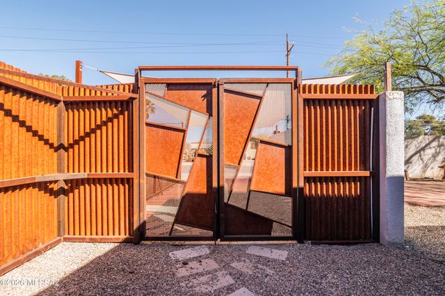 3244 E Flower Street, Tucson, AZ 85716