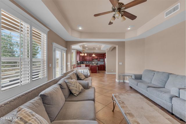935 Via Linda Court, El Paso, TX 79912