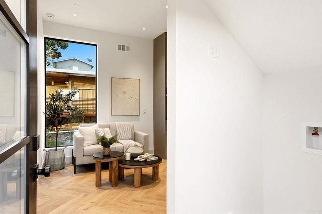 2514 44th Street, San Diego, CA 92105