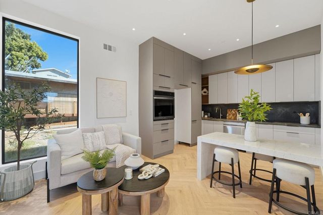 2514 44th Street, San Diego, CA 92105