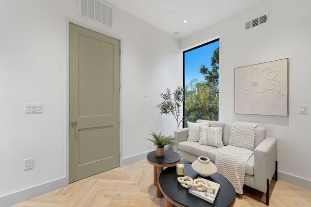 2514 44th Street, San Diego, CA 92105