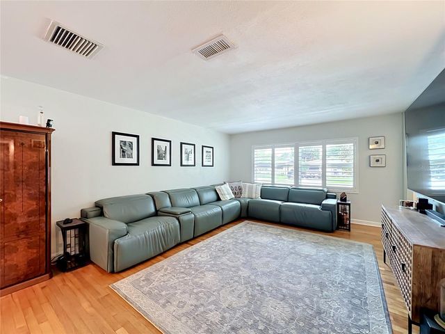 2806 VINE STREET, Orlando, FL 32806