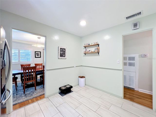 2806 VINE STREET, Orlando, FL 32806