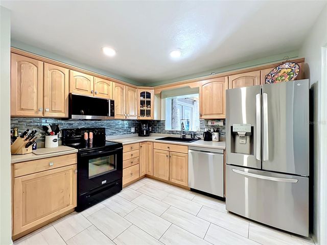 2806 VINE STREET, Orlando, FL 32806