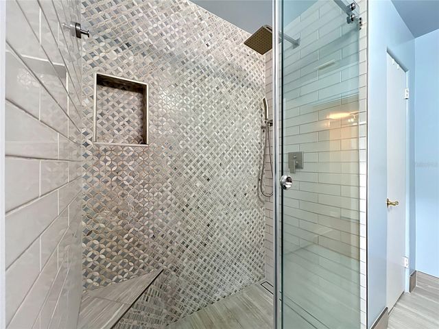 2806 VINE STREET, Orlando, FL 32806