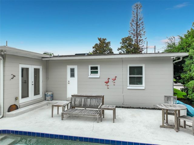 2806 VINE STREET, Orlando, FL 32806