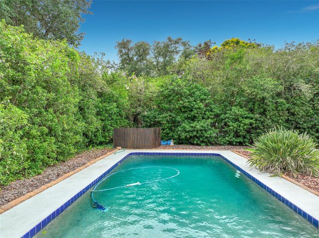 2806 VINE STREET, Orlando, FL 32806