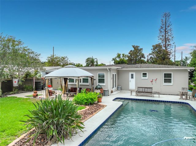 2806 VINE STREET, Orlando, FL 32806