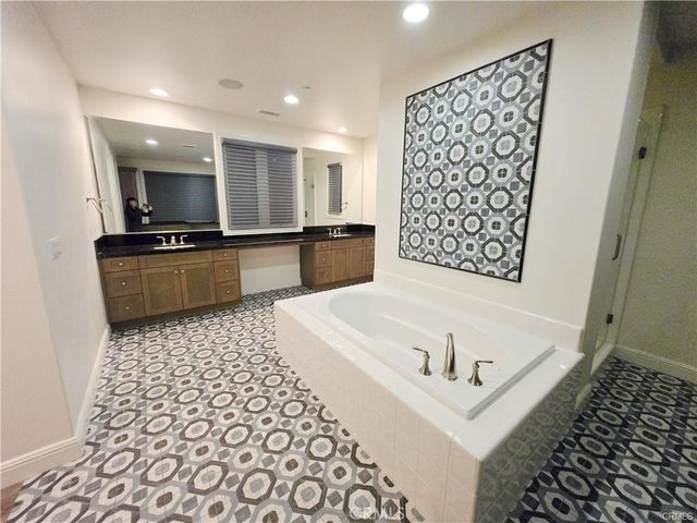 117 Amber Sky, Irvine, CA 92618