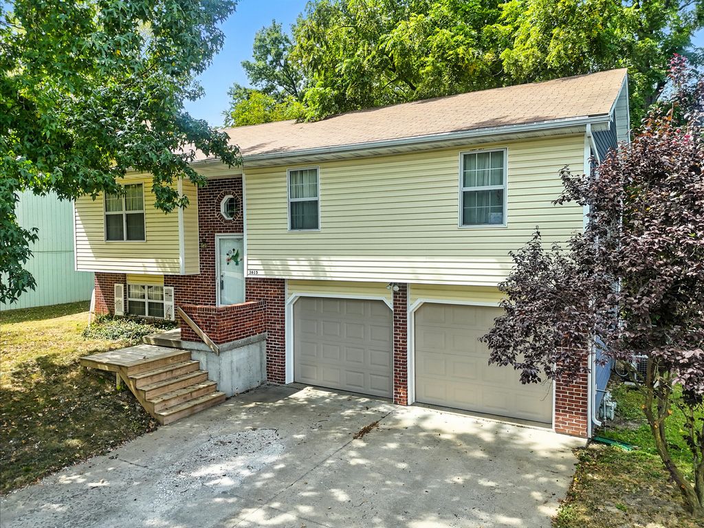 3615 MADERA DR, Columbia, MO 65203