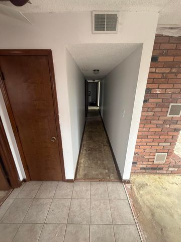 1106 W OLD PLANK RD, Columbia, MO 65203