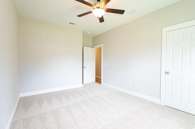 9276 Sunset Dr, Navarre, FL 32566