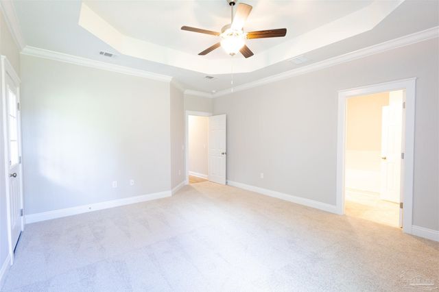 9276 Sunset Dr, Navarre, FL 32566