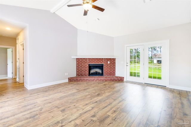 9276 Sunset Dr, Navarre, FL 32566