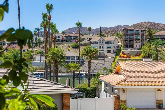 22620 Blue Teal, Canyon Lake, CA 92587