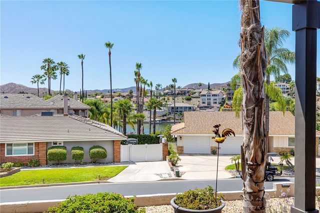 22620 Blue Teal, Canyon Lake, CA 92587