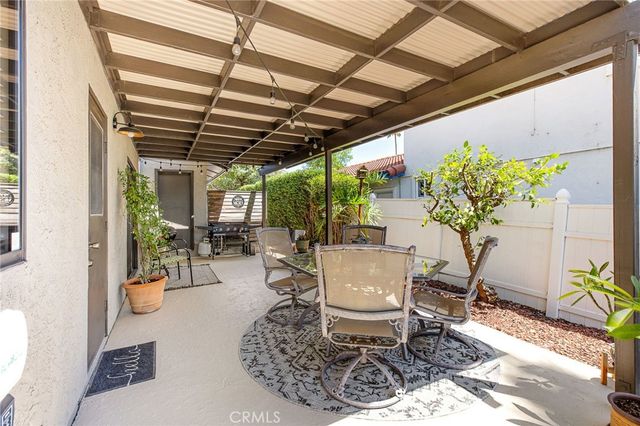 22620 Blue Teal, Canyon Lake, CA 92587