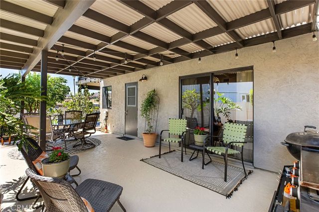 22620 Blue Teal, Canyon Lake, CA 92587