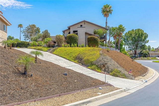 22620 Blue Teal, Canyon Lake, CA 92587