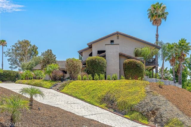 22620 Blue Teal, Canyon Lake, CA 92587