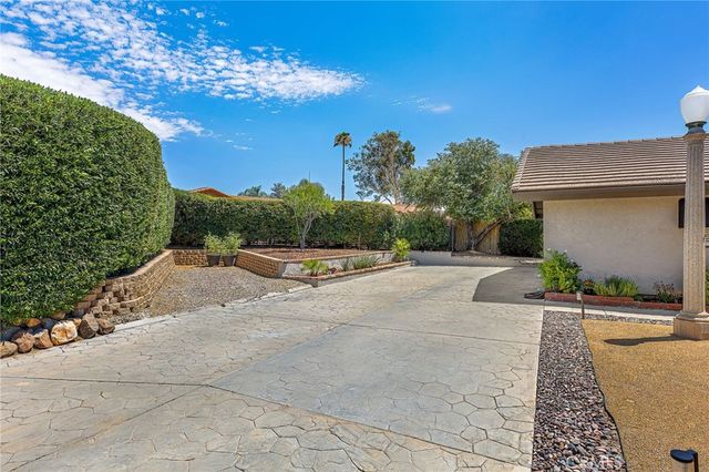 22620 Blue Teal, Canyon Lake, CA 92587