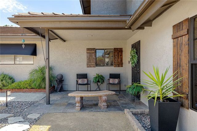 22620 Blue Teal, Canyon Lake, CA 92587