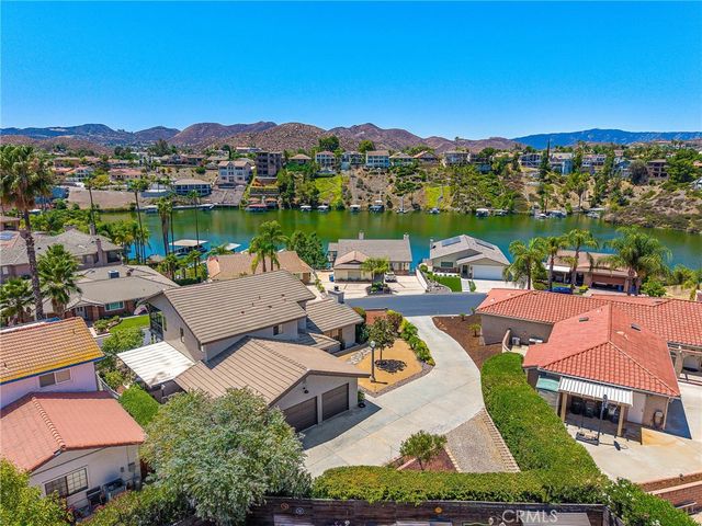22620 Blue Teal, Canyon Lake, CA 92587