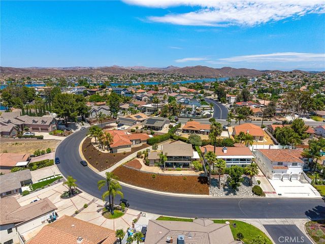22620 Blue Teal, Canyon Lake, CA 92587