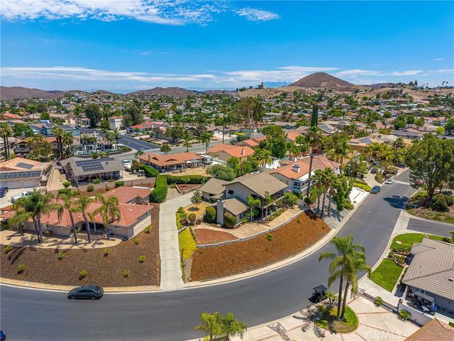 22620 Blue Teal, Canyon Lake, CA 92587