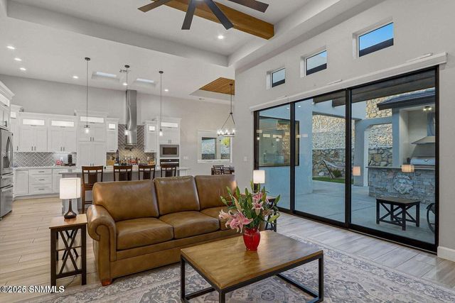 2901 E East Springs Road, Las Cruces, NM 88011