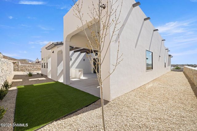 2901 E East Springs Road, Las Cruces, NM 88011