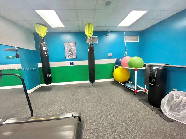 4350 NW 30th St 233, Coconut Creek, FL 33066