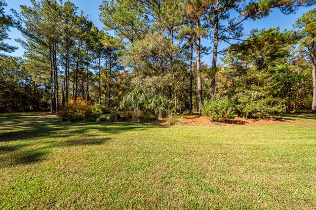 5950 Lowell Reed Road, Ravenel, SC 29470