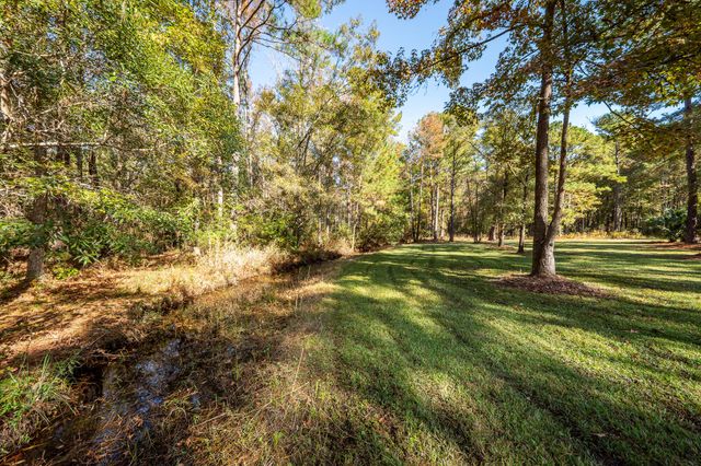 5950 Lowell Reed Road, Ravenel, SC 29470