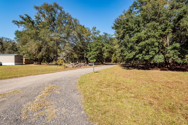 5950 Lowell Reed Road, Ravenel, SC 29470