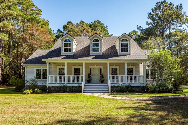 5950 Lowell Reed Road, Ravenel, SC 29470