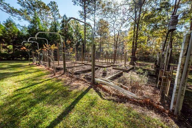 5950 Lowell Reed Road, Ravenel, SC 29470